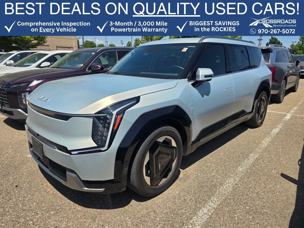 Used 2024 Ivory Silver Matte Kia Land image 1