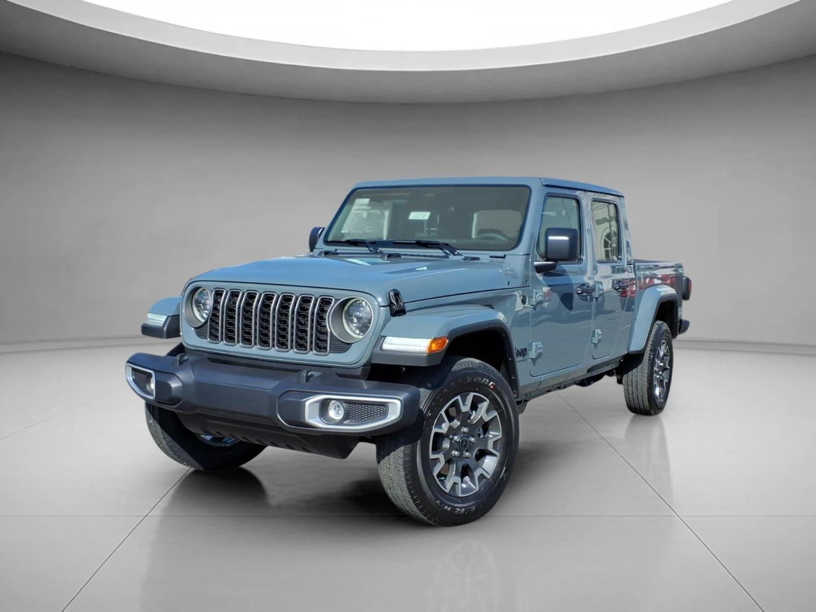 2026 Jeep Gladiator Sahara Auto's photo
