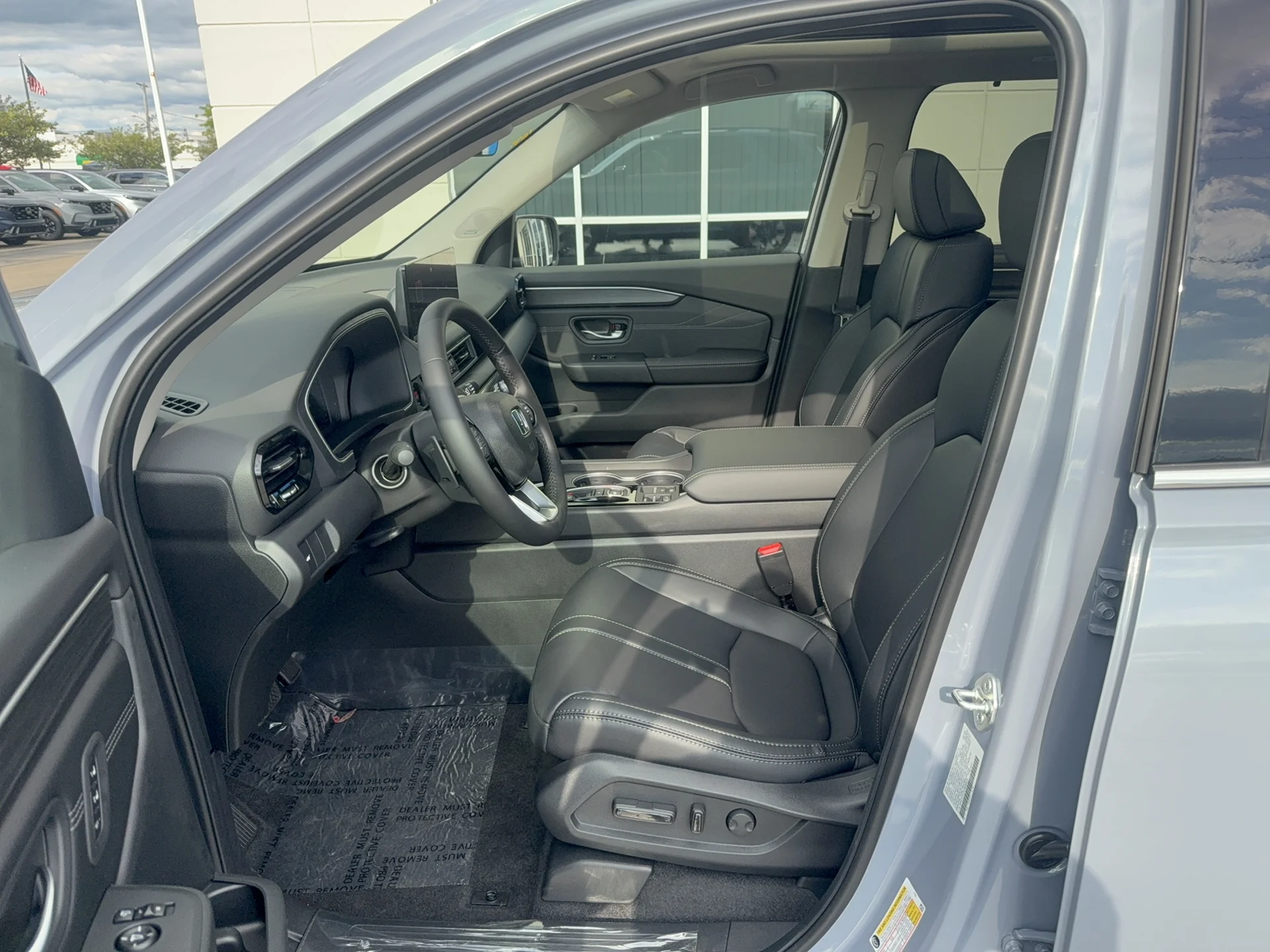 New 2026 Sonic Gray Pearl Honda Touring image 10