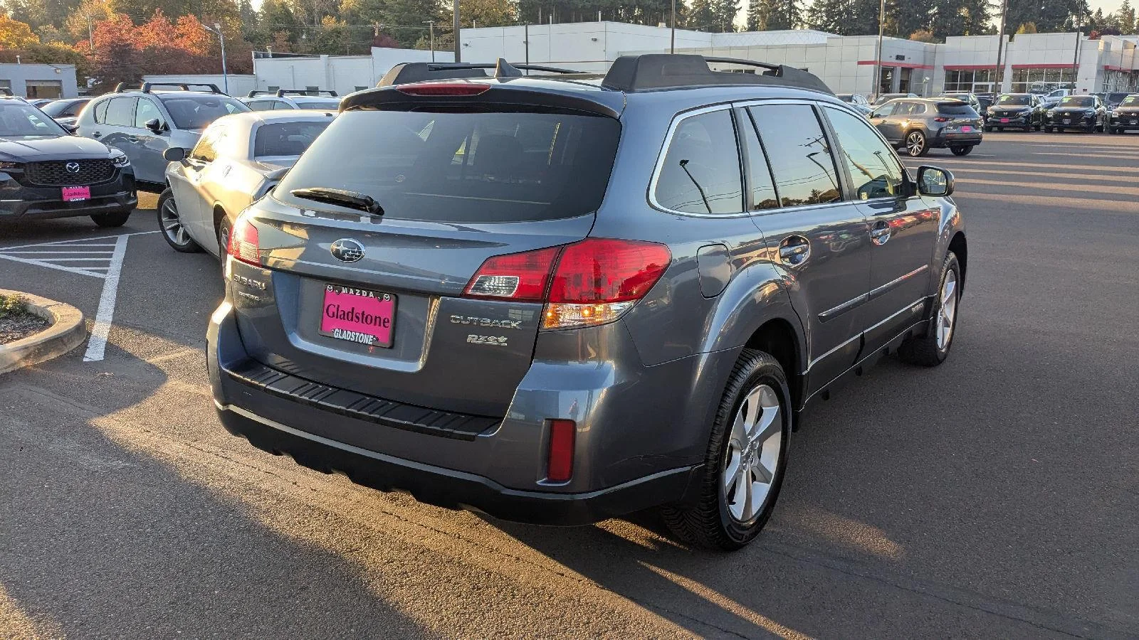 Used 2014 Twilight Blue Metallic Subaru 2.5i Limited image 6