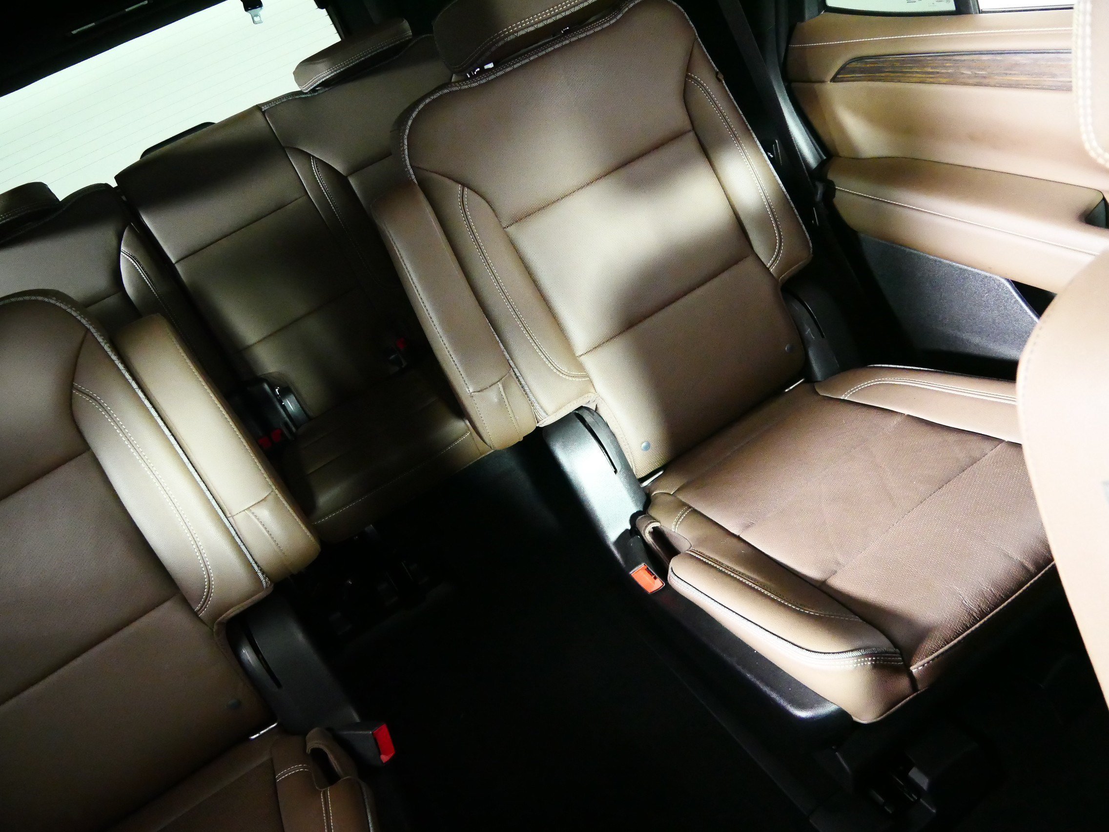 Used 2022 Cherry Red Tintcoat Chevrolet High Country image 14