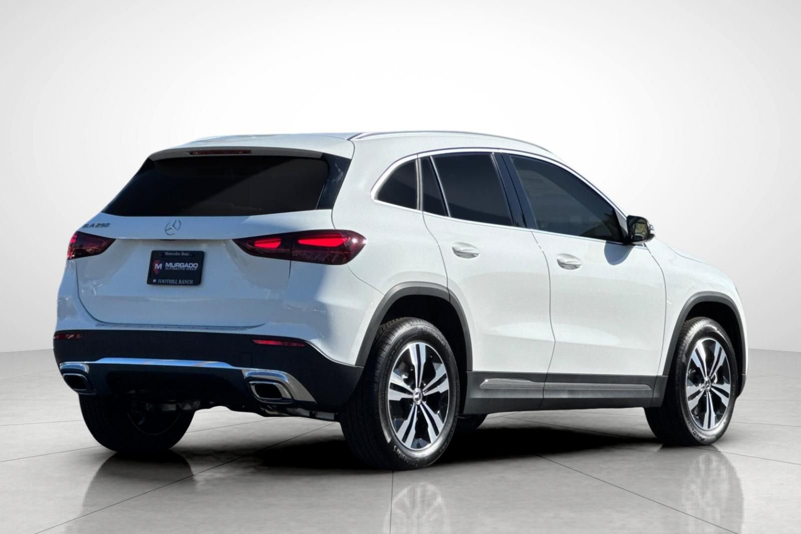 New 2026 Polar White Mercedes-Benz GLA 250 image 12