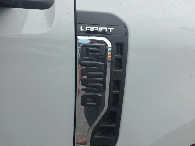 Used 2026 White Ford Lariat image 5