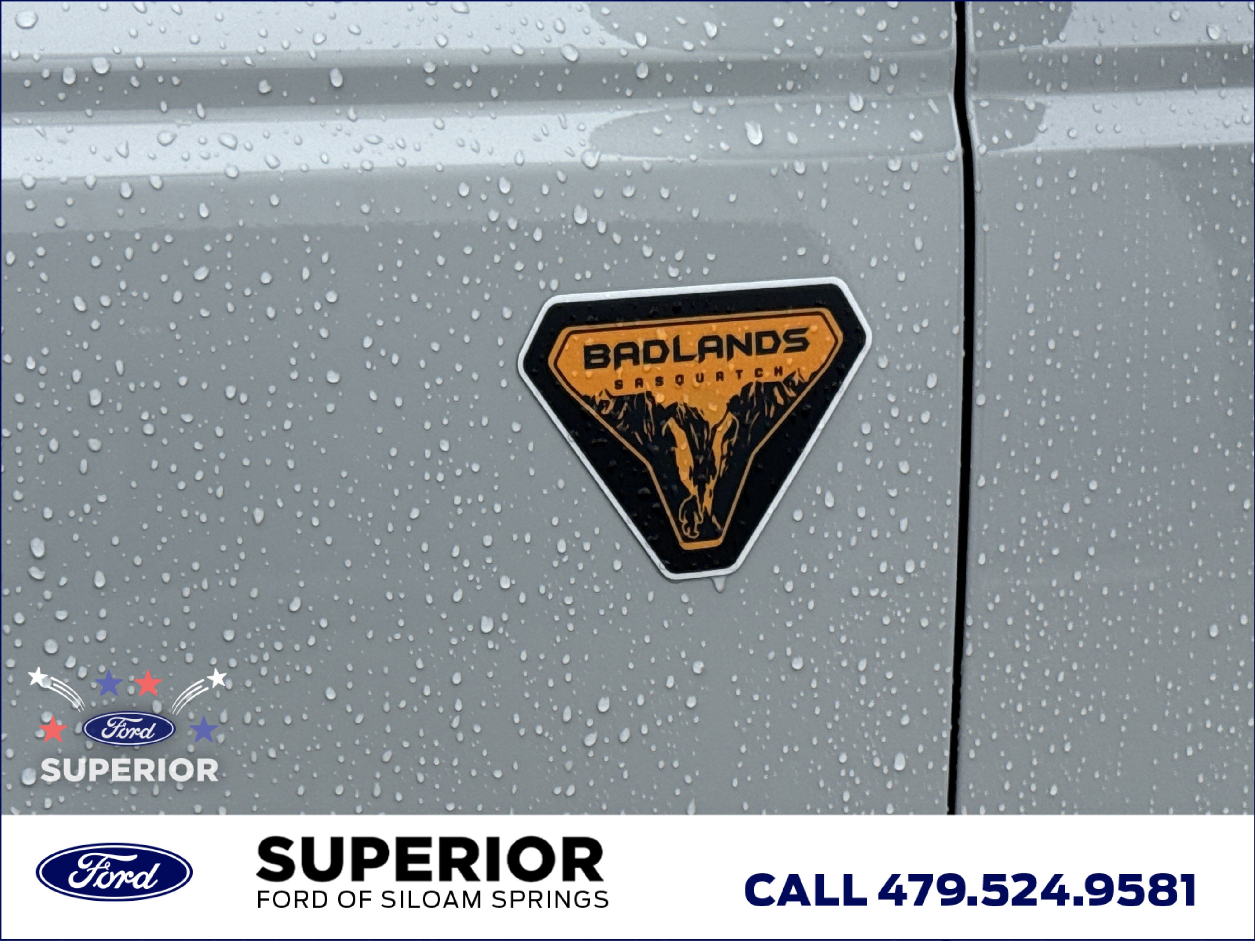 New 2026 Avalanche Gray Ford Badlands 4WD image 13