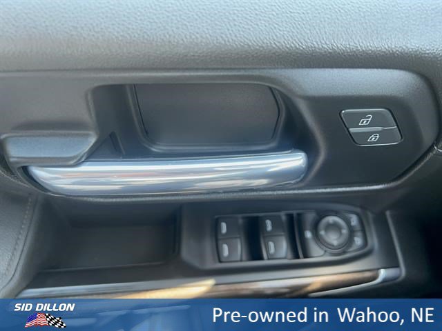 Used 2019 Shadow Gray Metallic Chevrolet RST image 13