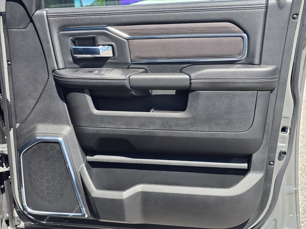 New 2026 Ceramic Gray Clear-Coat Exterior Paint RAM Laramie image 35