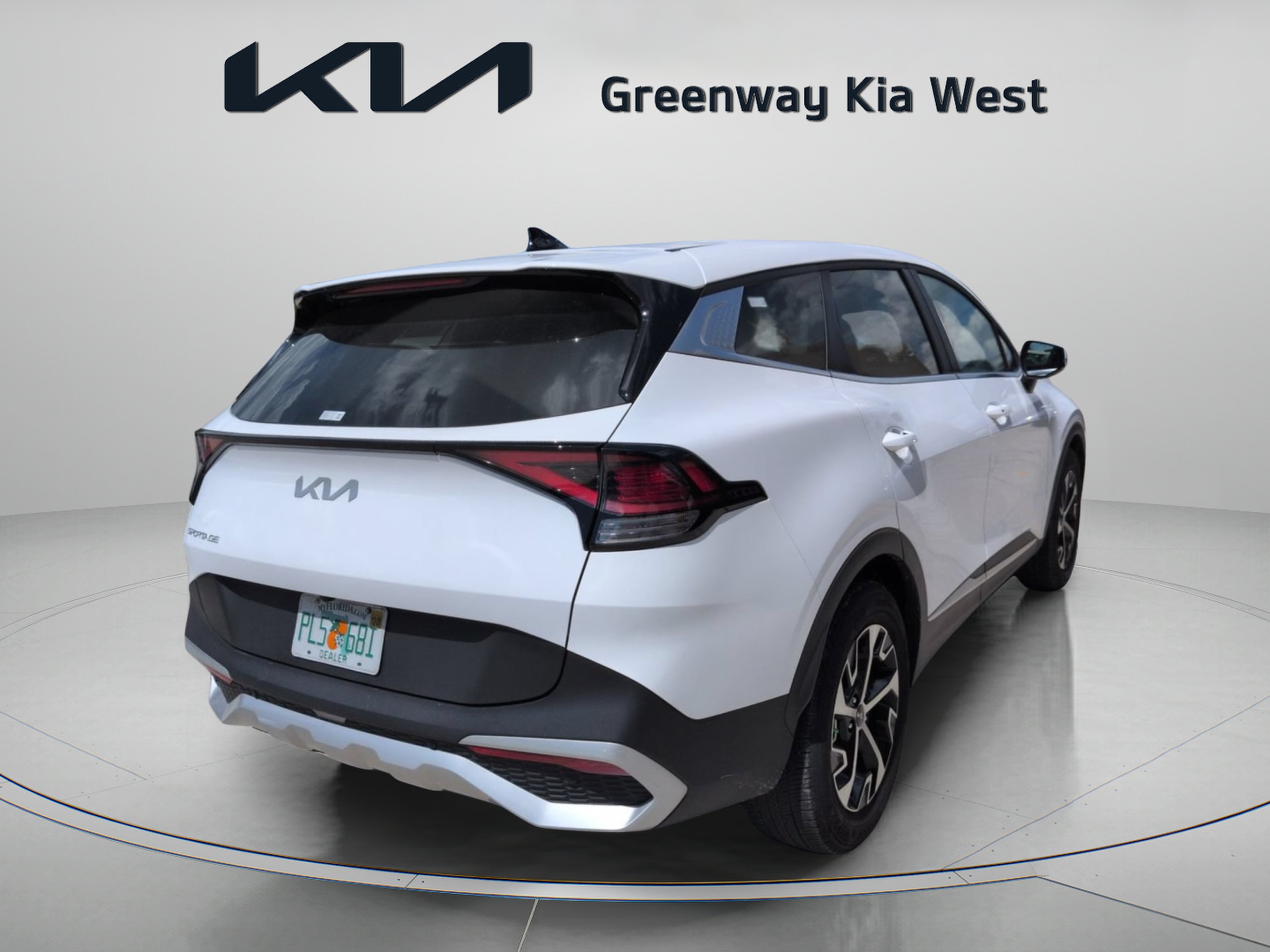 Used 2024 Glacial White Pearl Kia EX image 8