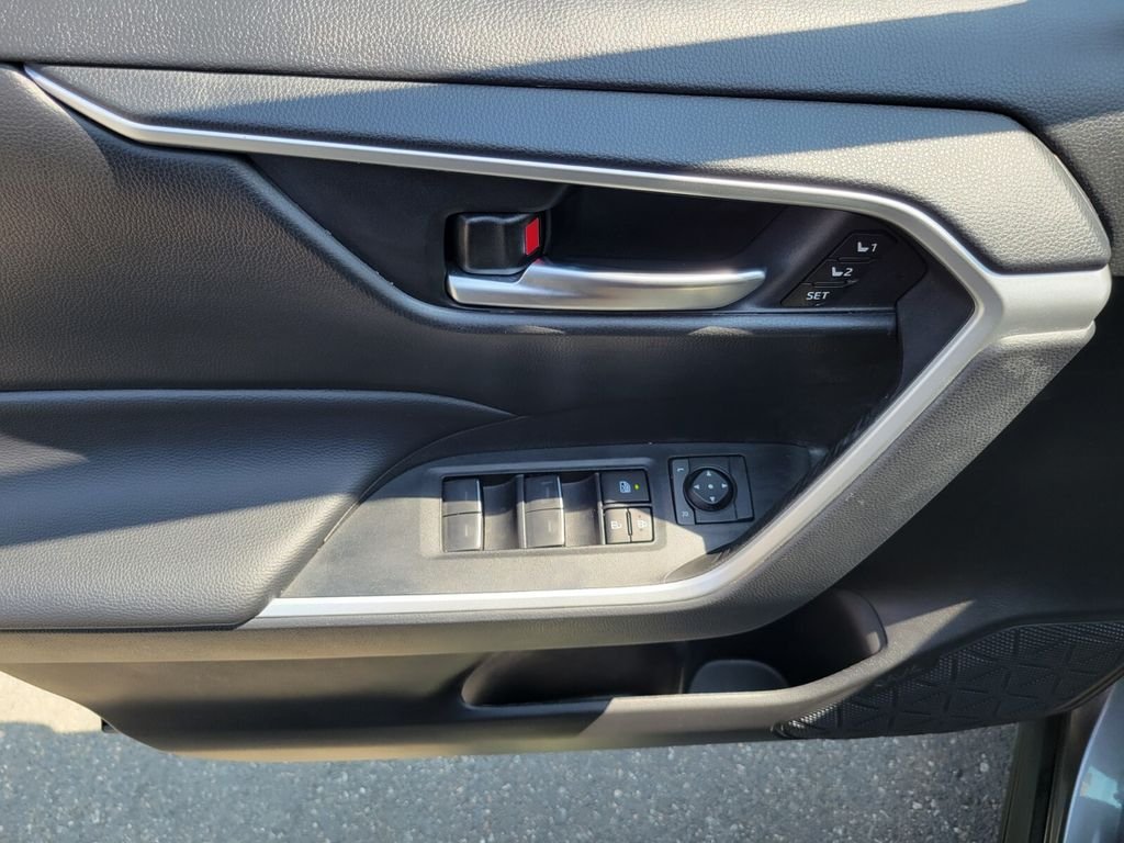 Used 2024 Gray Toyota XLE Premium image 18