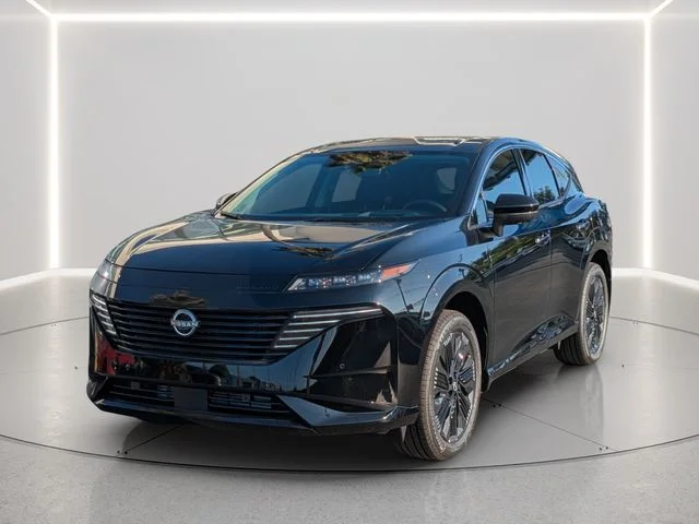 New 2026 Super Black Nissan Platinum image 2