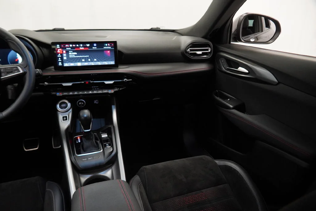 Used 2024  Dodge GT image 29