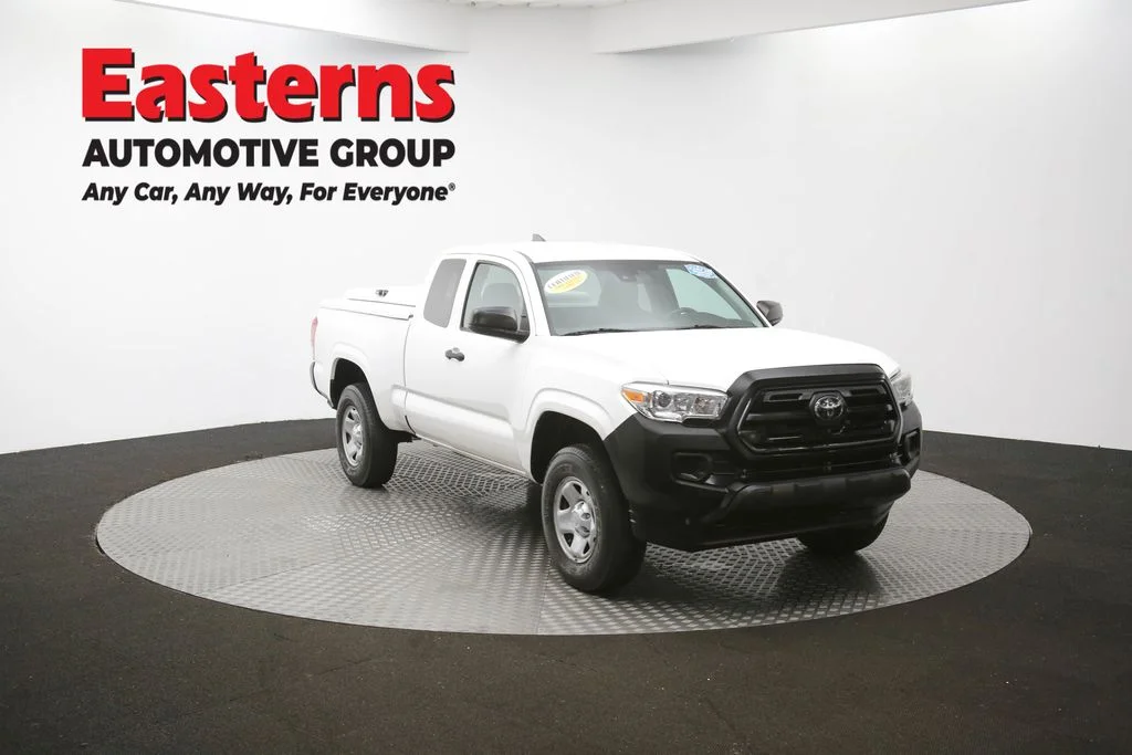 Used 2019 White Toyota SR image 46