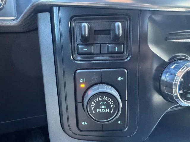 Used 2026 Gray Ford Lariat image 29