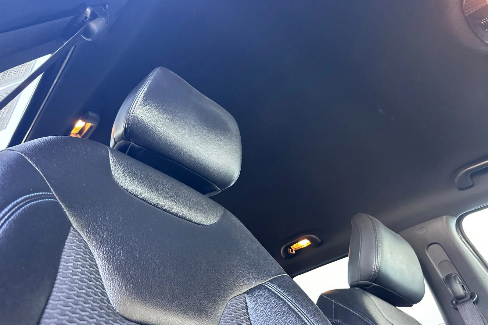 Used 2024 Gray Jeep Latitude image 17