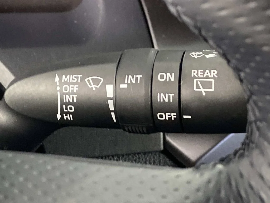 Used 2025 Cutting Edge Toyota SR5 image 18