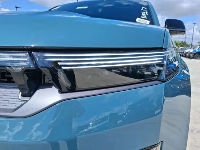 New 2026 Steel Blue Exterior Paint Jeep Limited Reserve image 10