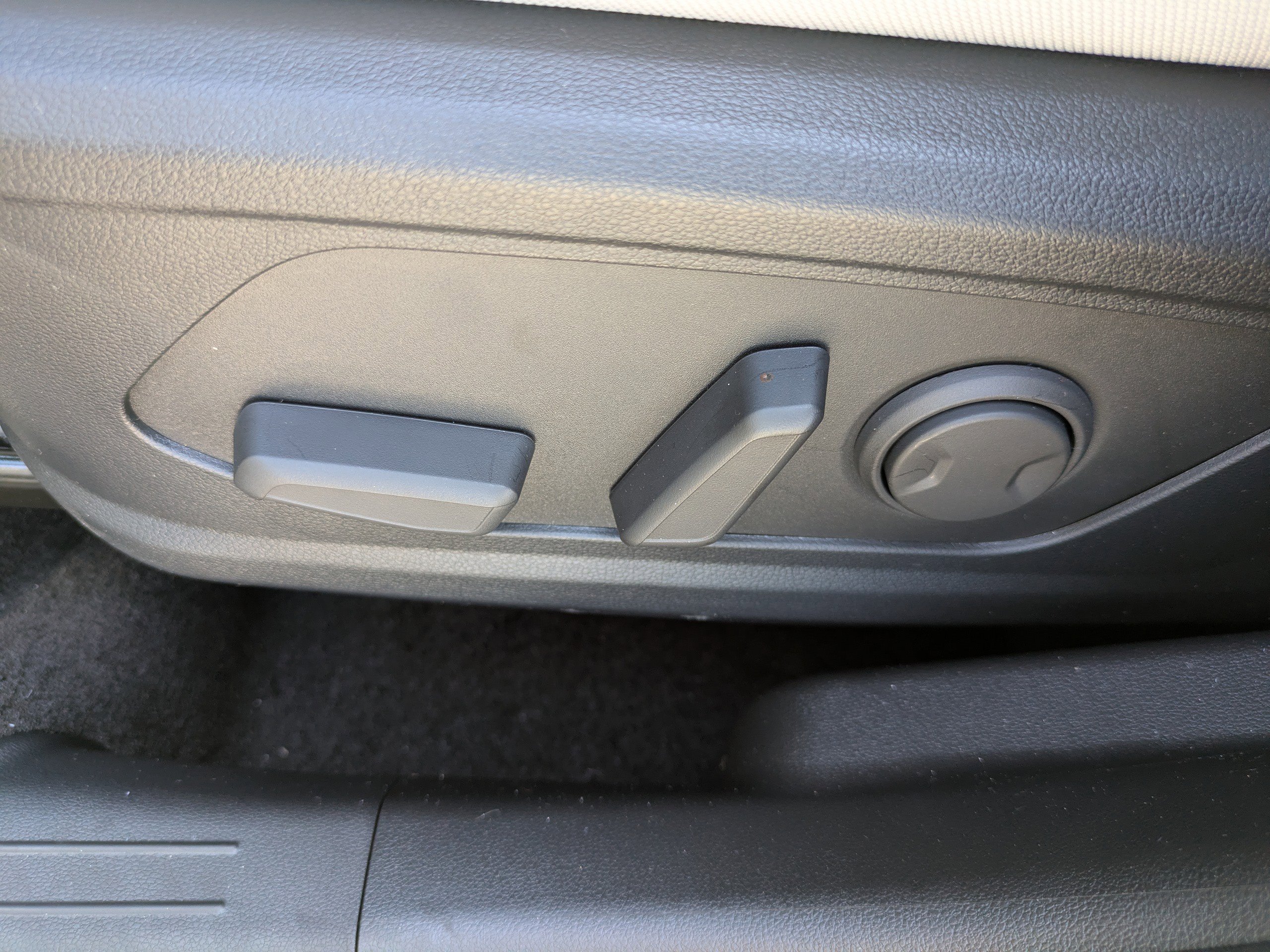 New 2026 Rockwood Green Hyundai SEL FWD image 17