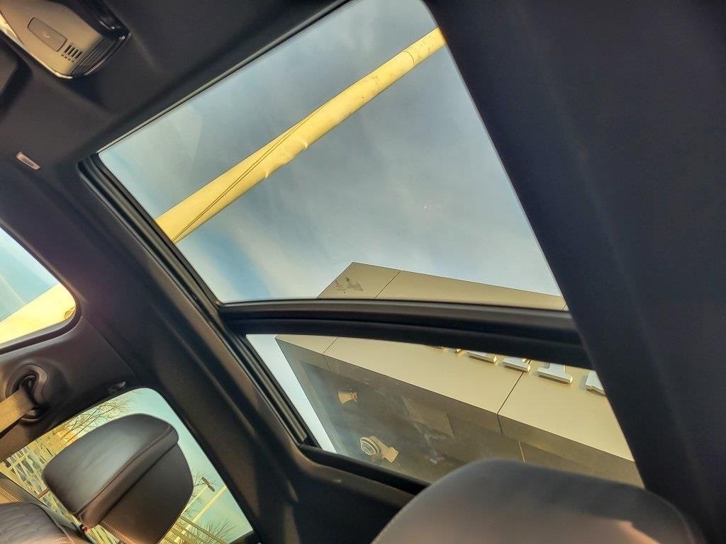 2023 BMW X6 - Image 9