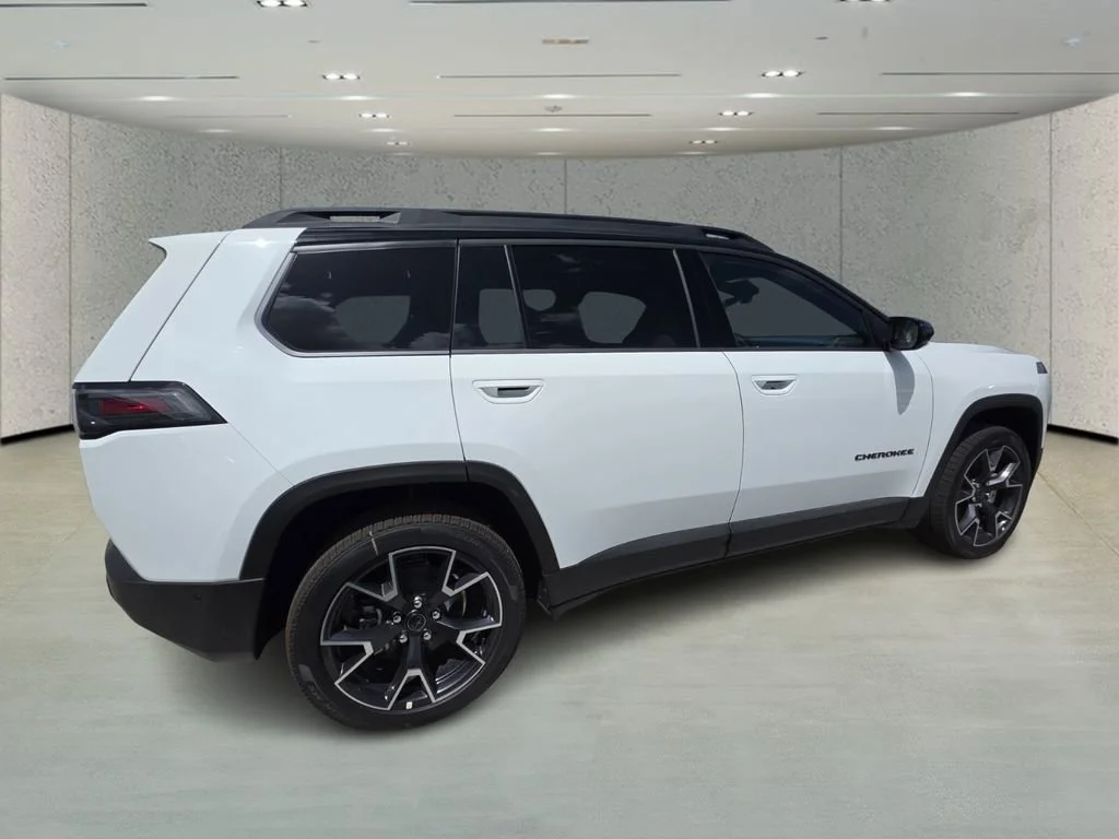 New 2026 Bright White Clear-Coat Exterior Paint Jeep Overland image 4