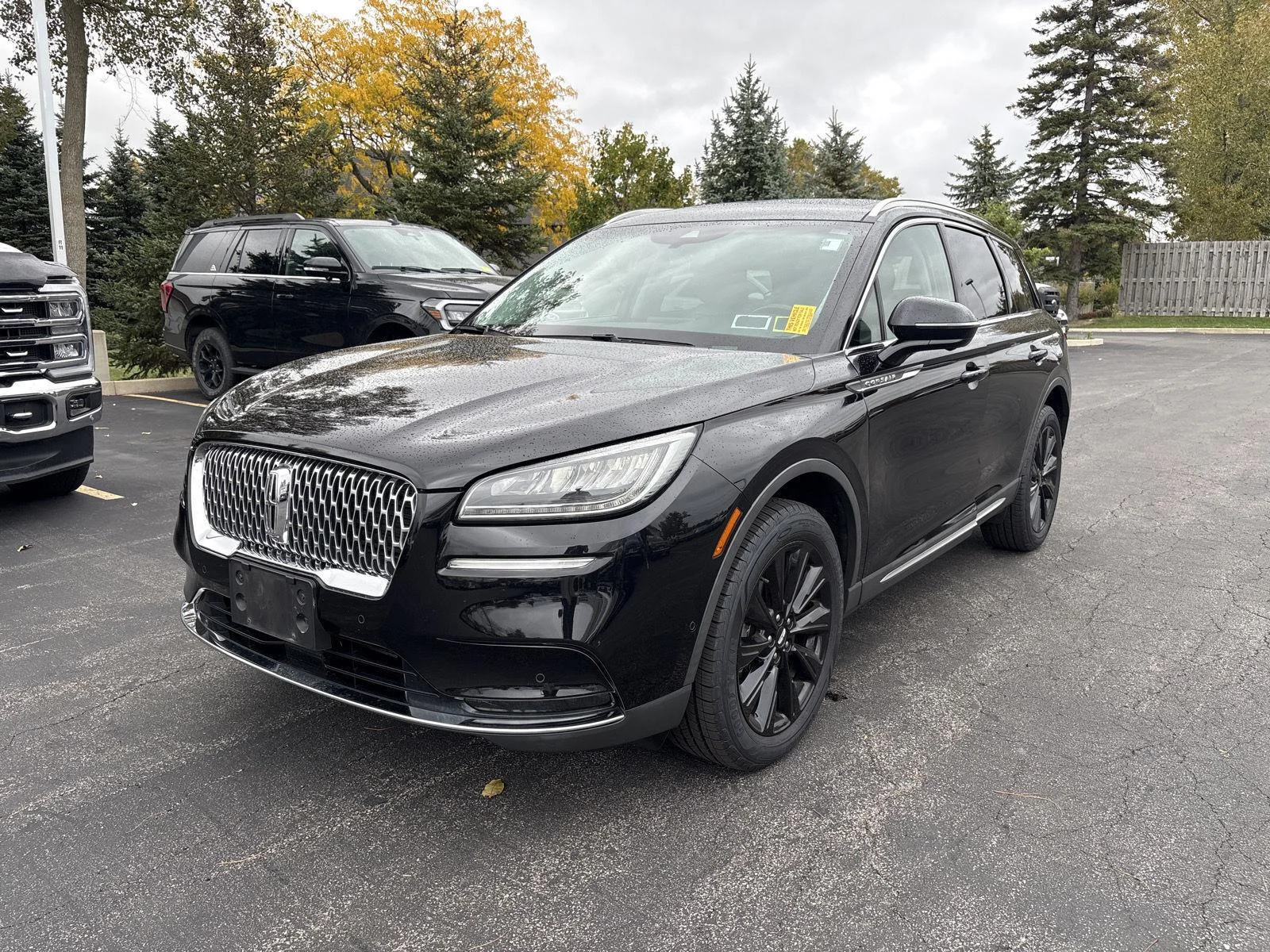 Used 2020 Black Lincoln Reserve image 3
