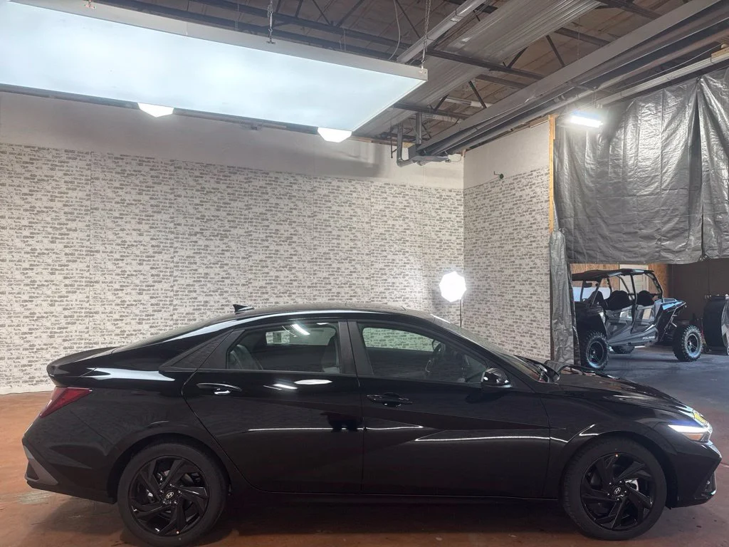 New 2026 Abyss Black Hyundai SEL Sport Plus image 8