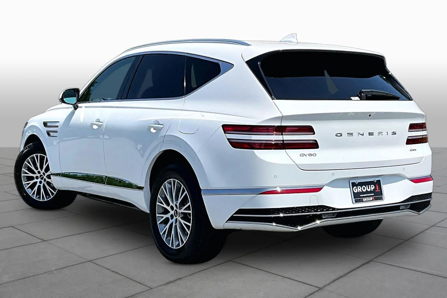 Used 2025 Uyuni White Genesis 2.5T Standard image 12