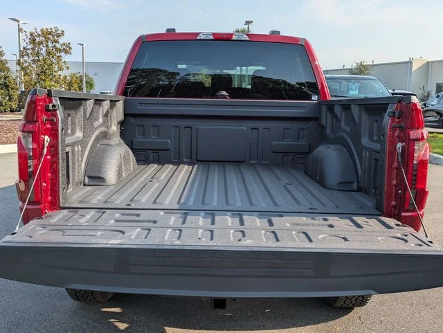 New 2026 Ruby Red Metallic Tinted Clearcoat Ford XLT image 12