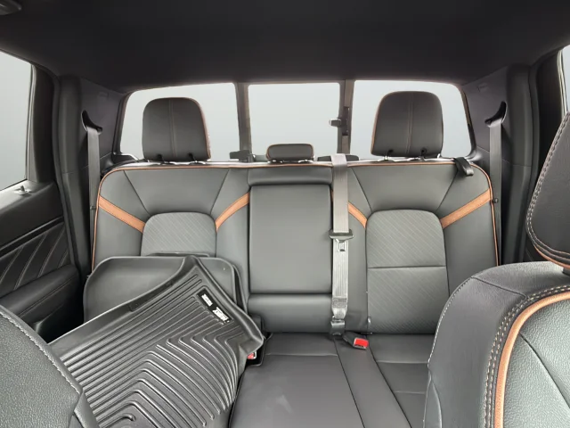 Used 2024 Gray GMC AT4 image 34