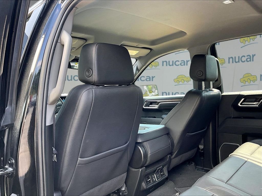 Used 2025 Black GMC SLT image 23