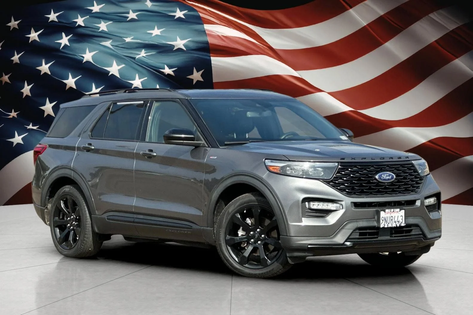 Used 2023 Gray Metallic Ford ST-Line image 1