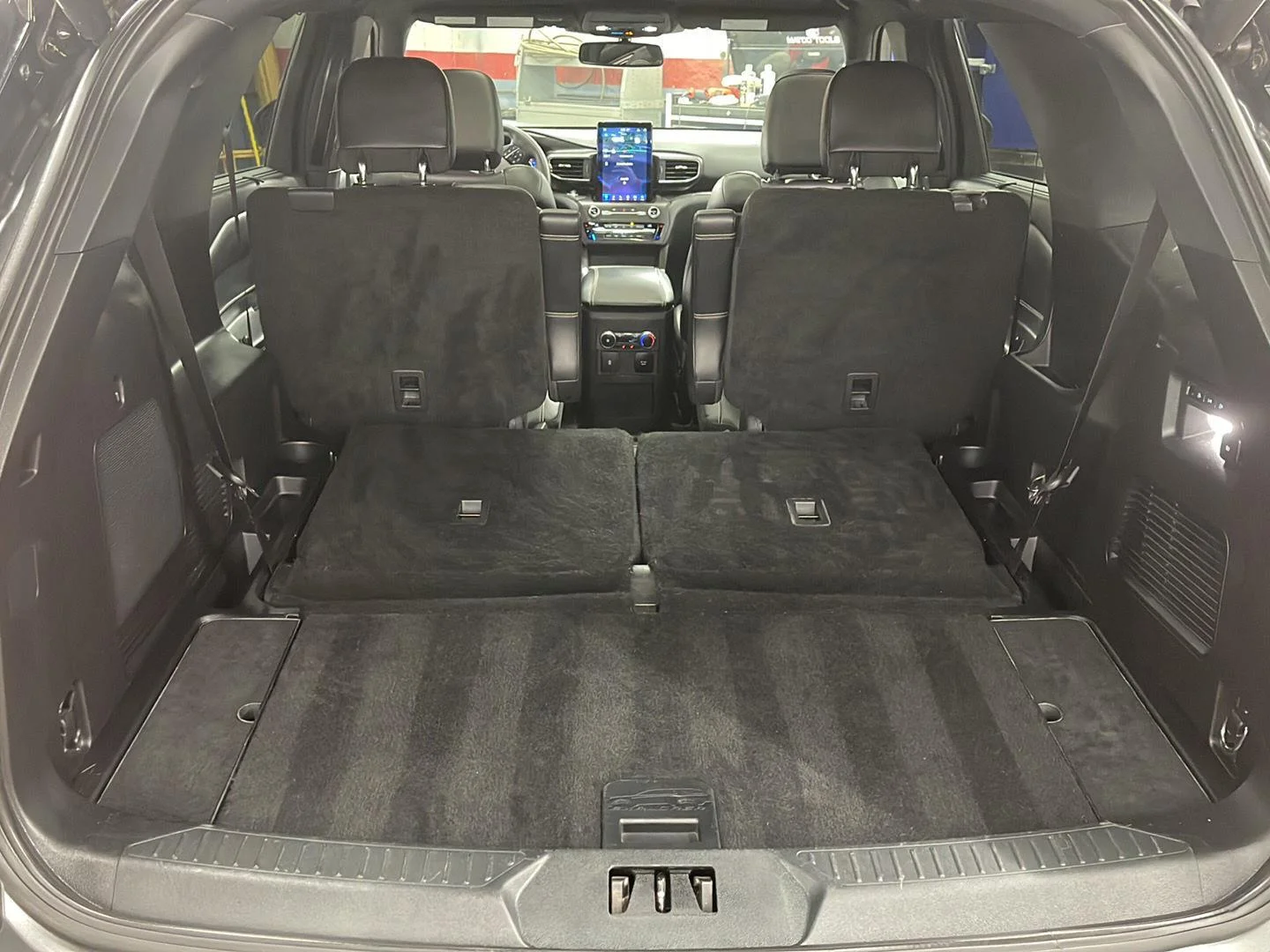 Used 2020 Magnetic Metallic Ford ST image 9