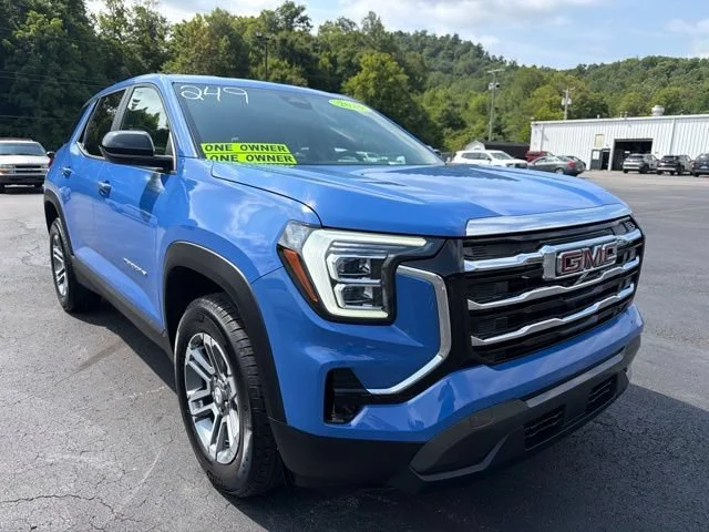 Used 2026 Rapids Metallic GMC Elevation image 2