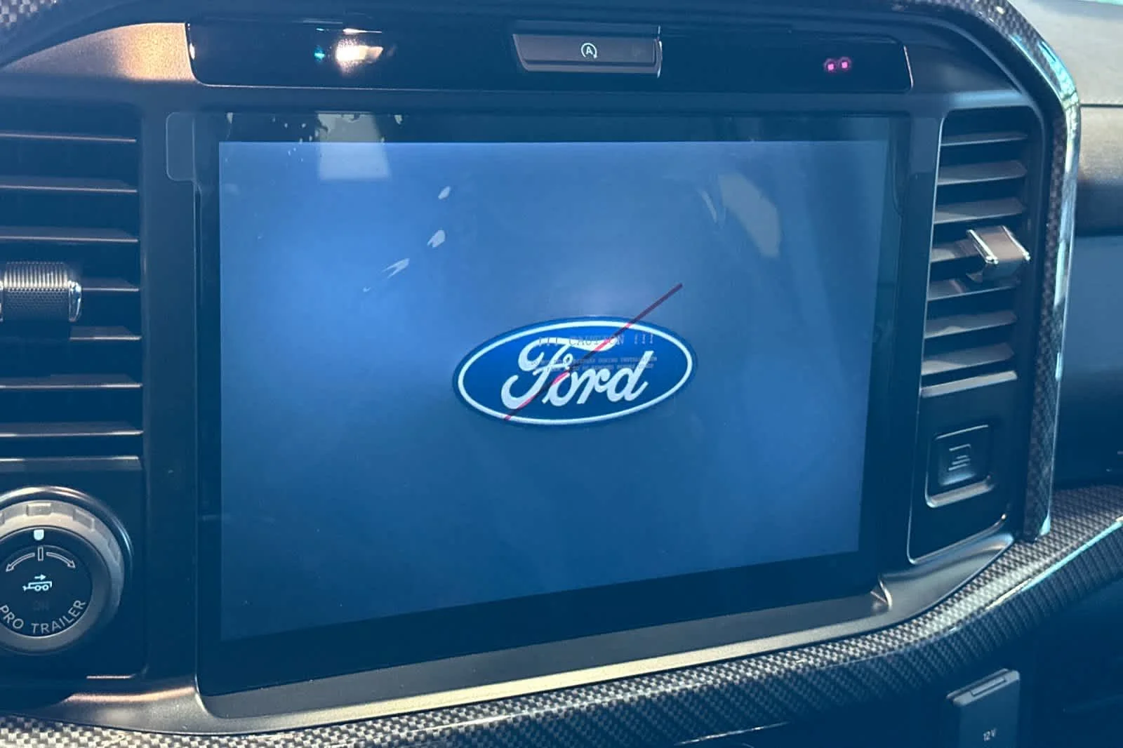 New 2026 Ruby Red Metallic Tinted Clearcoat Ford Lariat® image 17