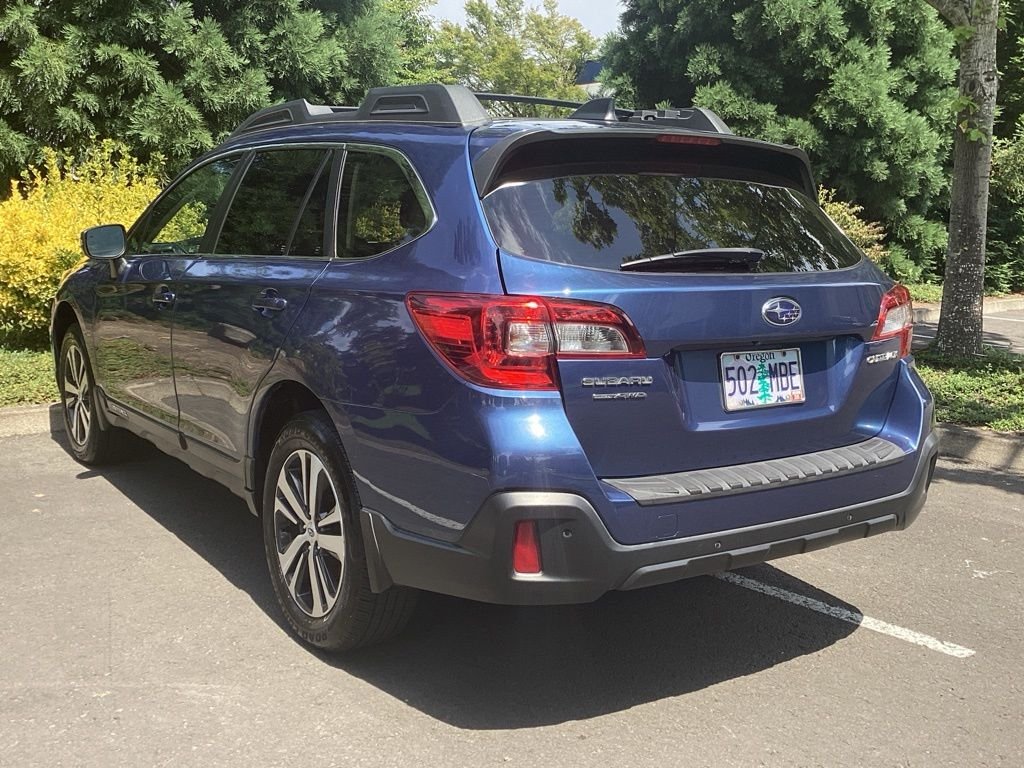 Used 2019 Blue Subaru 2.5i image 9