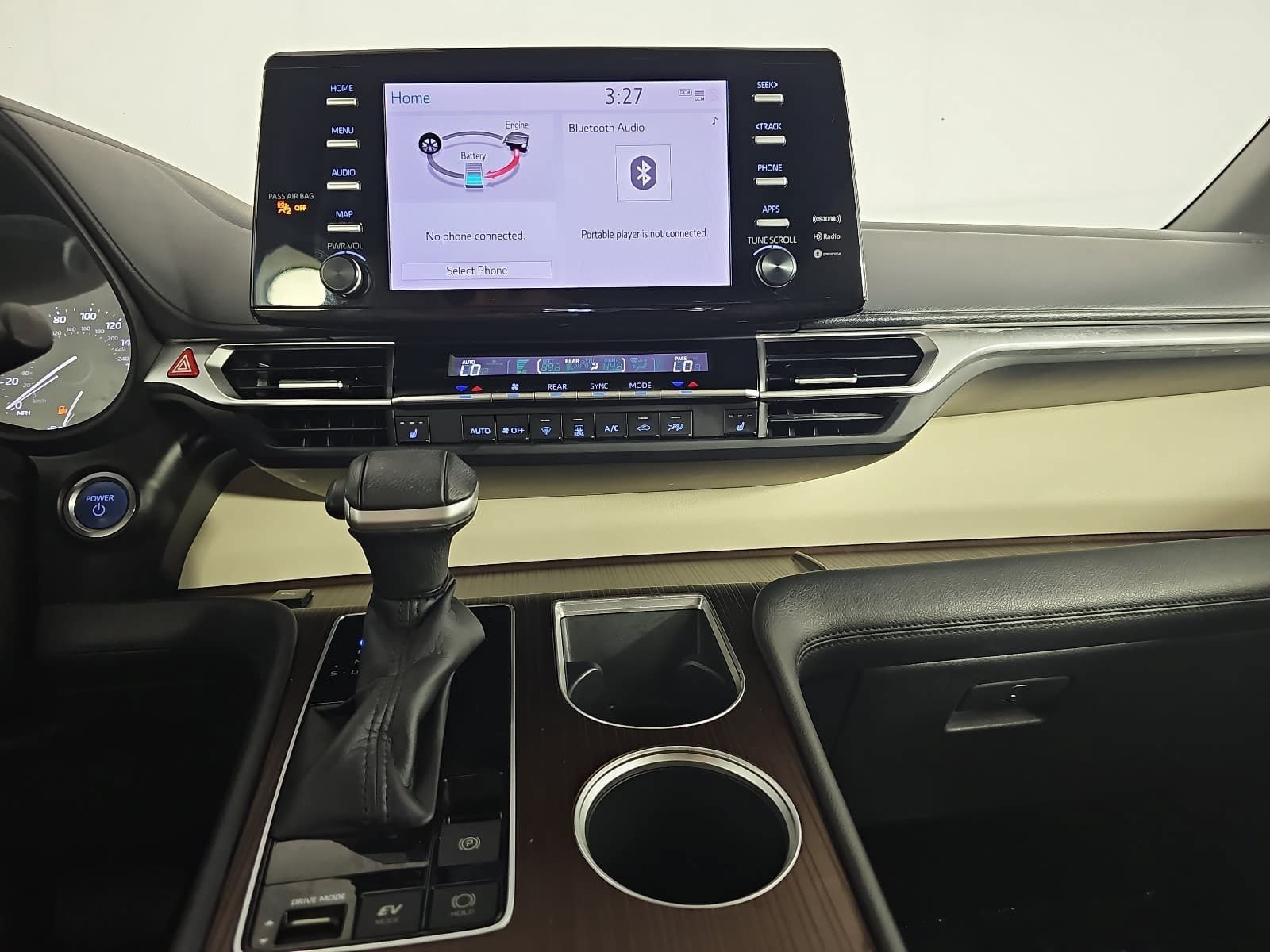 Used 2022 Beige Toyota XLE image 18