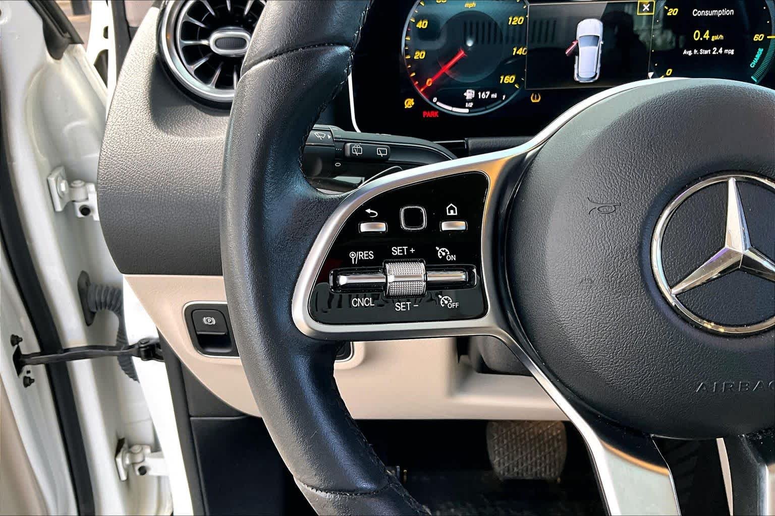 Used 2021 Polar White Mercedes-Benz GLA 250 image 23