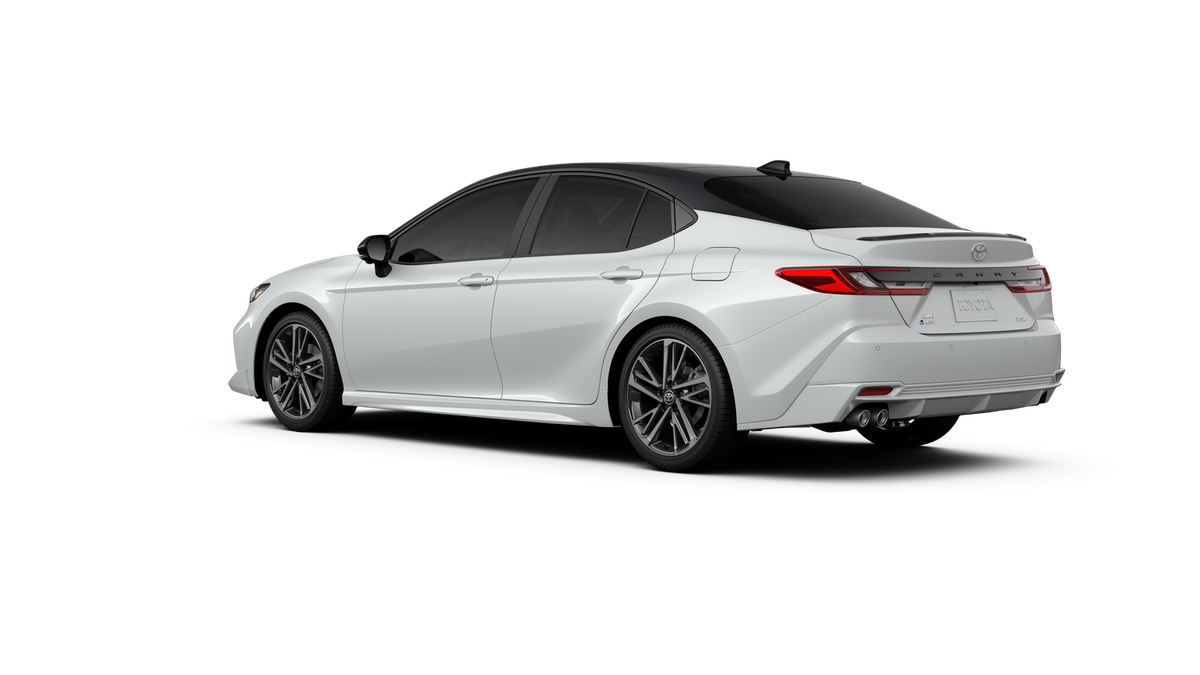 New 2026 Wind Chill Pearl with Midnight Black Metallic roof Toyota XSE image 7
