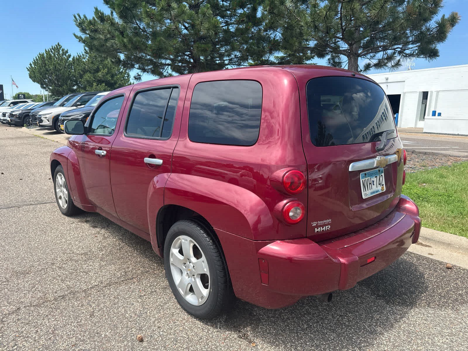 Used 2007 Sport Red Metallic Chevrolet LT image 4