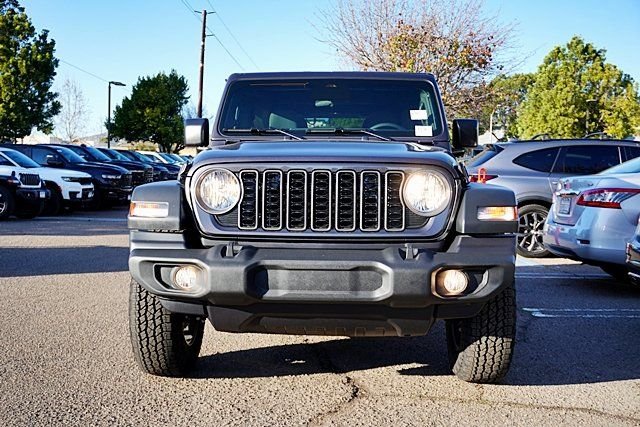 New 2026 Granite Crystal Metallic Clear-Coat Exterior Paint Jeep Sport S image 5