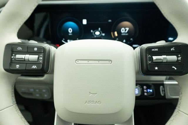Certified Used 2026 White Hyundai SEL Convenience image 6