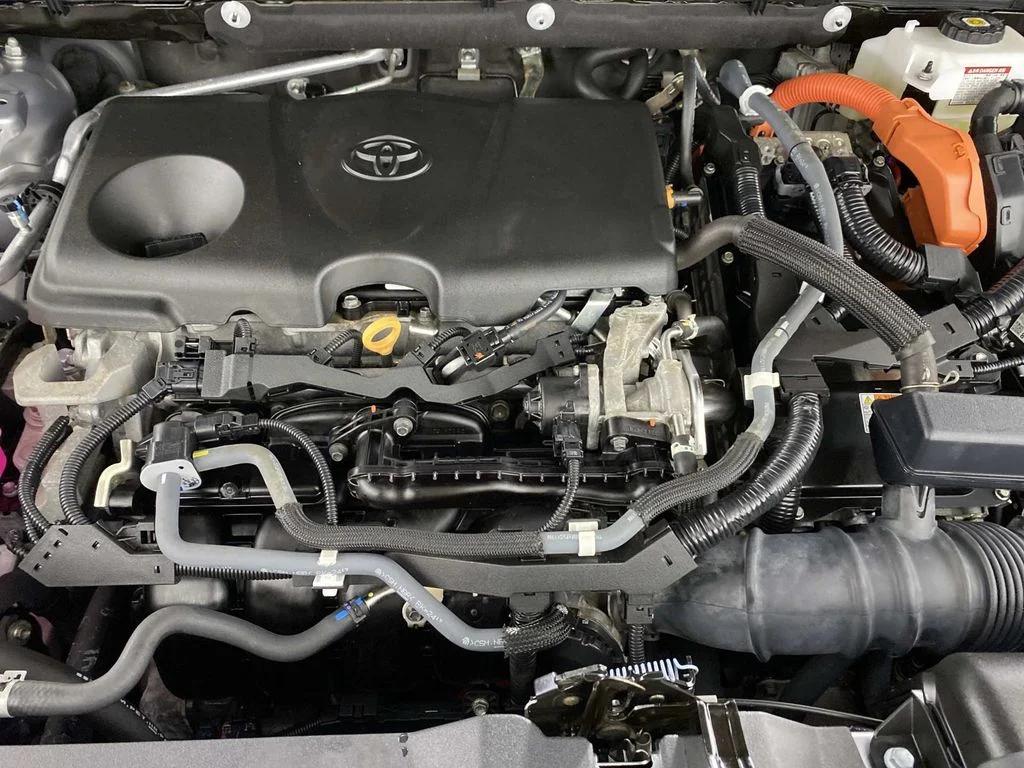 Used 2021 Silver Toyota LE image 30