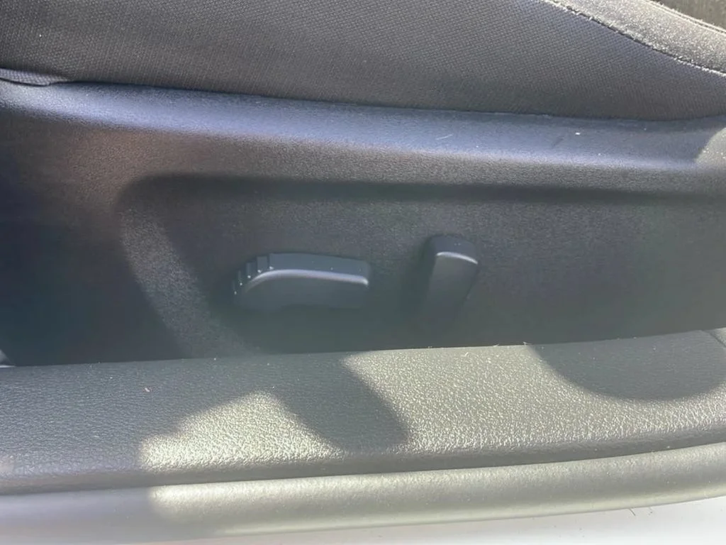 2025 Nissan Altima SV - Photo 15