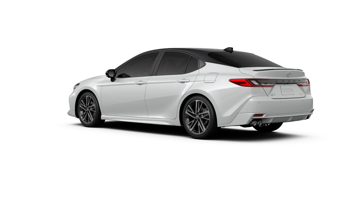 New 2026 Wind Chill Pearl with Midnight Black Metallic roof Toyota XSE image 6