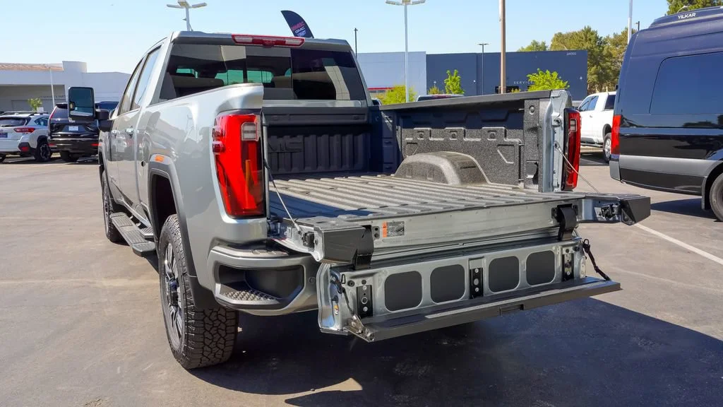 2026 GMC Sierra 2500HD Denali - Photo 12