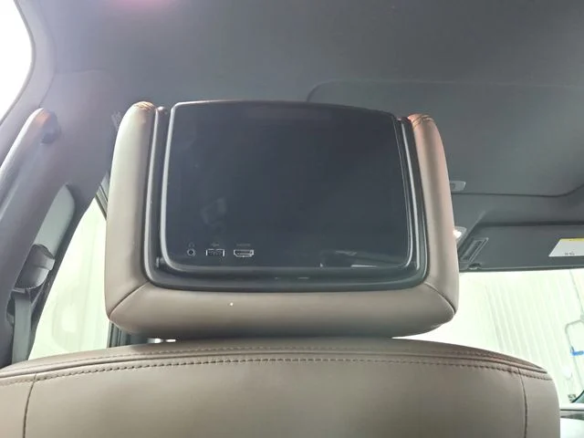 Used 2023 Red Nissan Platinum image 45