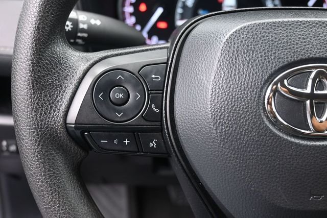 Used 2025 Gray Toyota XLE image 3