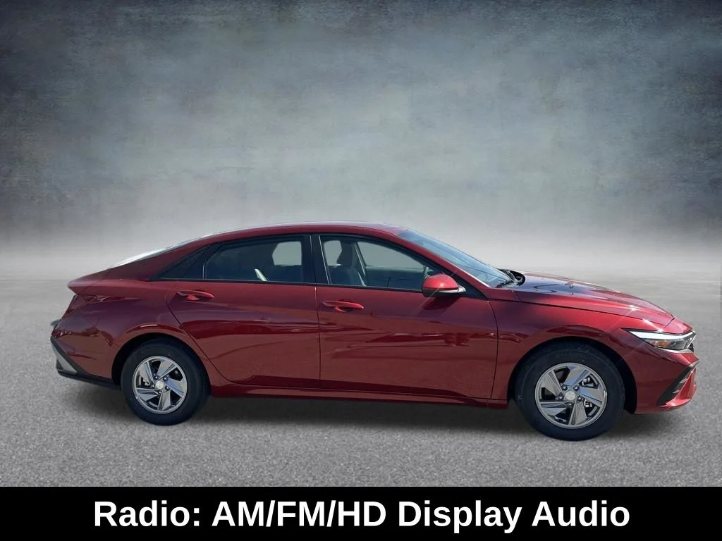 Used 2026 Ultimate Red Hyundai SE image 7