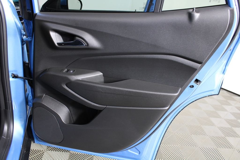 Used 2025 Blue Chevrolet LT image 10