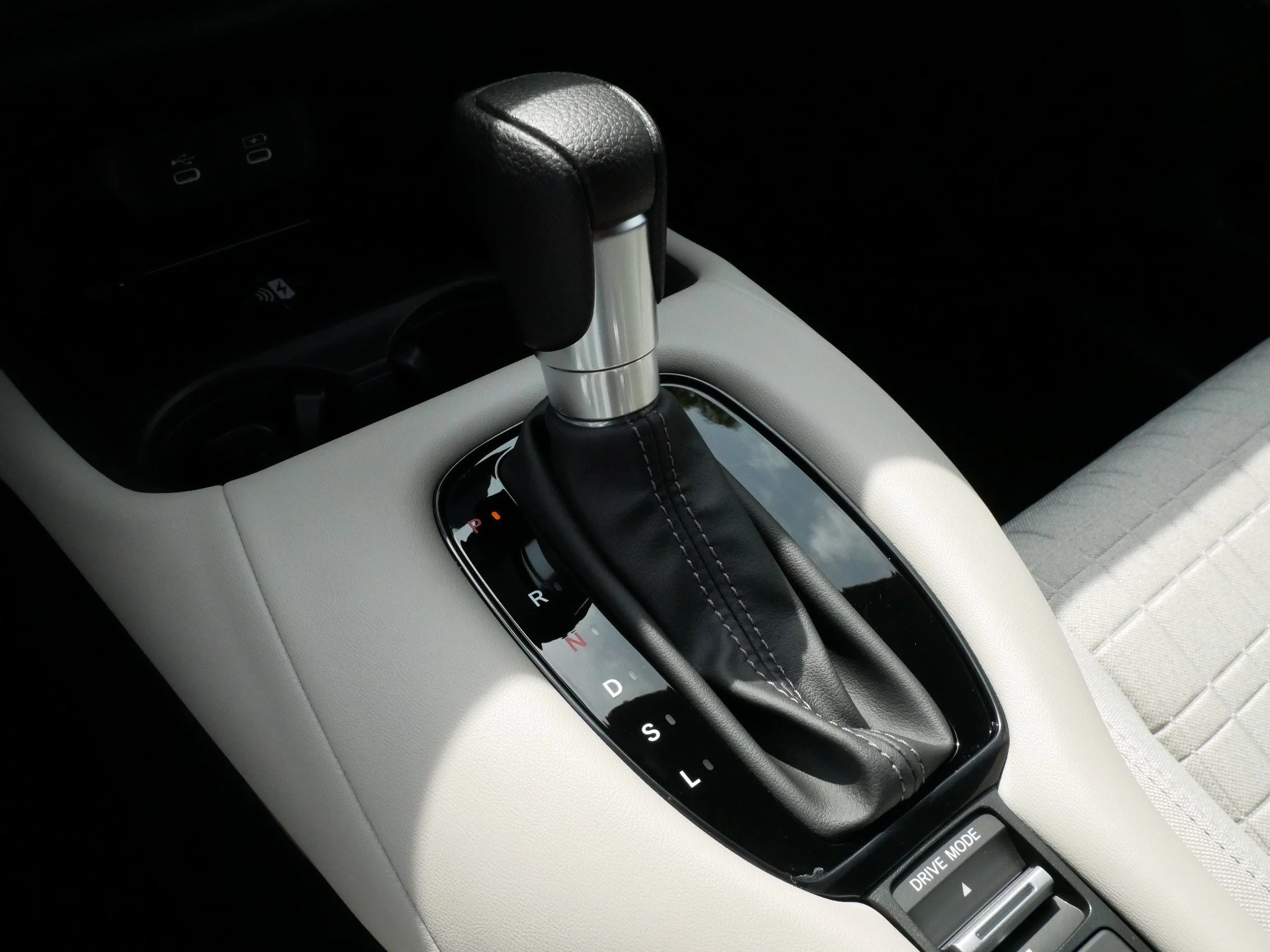2026 Honda HR-V LX - Photo 24