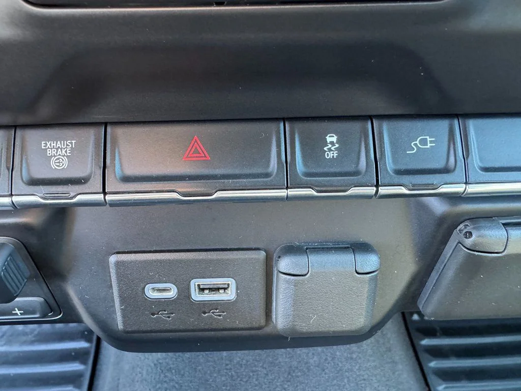 2021 Chevrolet Silverado 3500HD LT - Photo 38
