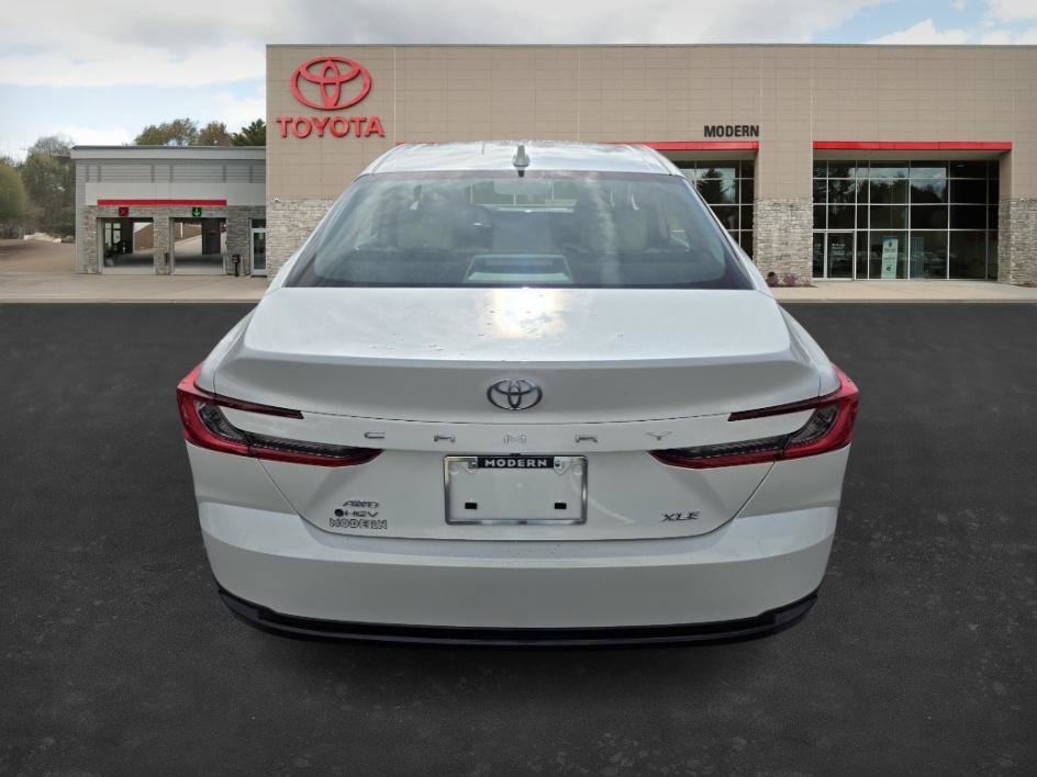 2026 Toyota Camry XLE - Photo 6